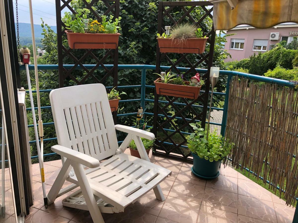 Terrace S 1 Spalnou Sofia-parking & Wifi Apartment
